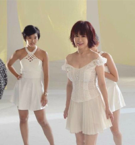 女汉子教你，飞机是这样打的