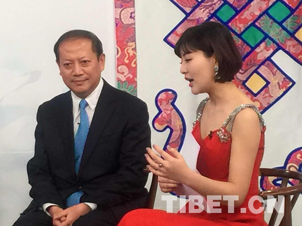 拉萨市副市长走进安徽家家购物频道直播间推广拉萨净土产品