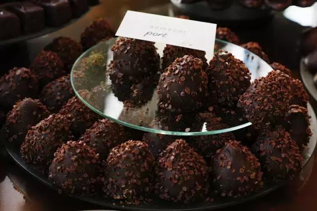 爱上这些巧克力的美味,忘记钱包在哭泣!