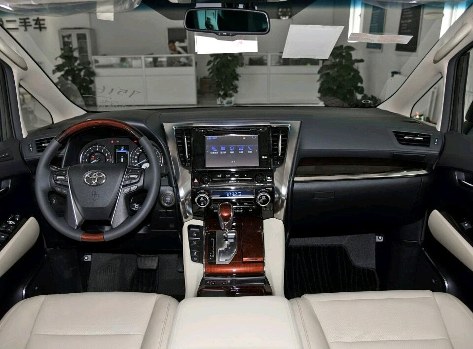 丰田面包商务车多少钱,丰田面包车中国有吗