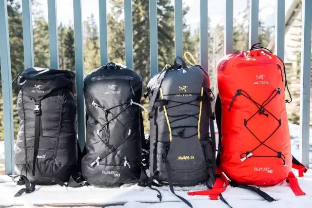 新年圣诞礼物送啥咧？精挑细选的50款运动单品清单送给你！