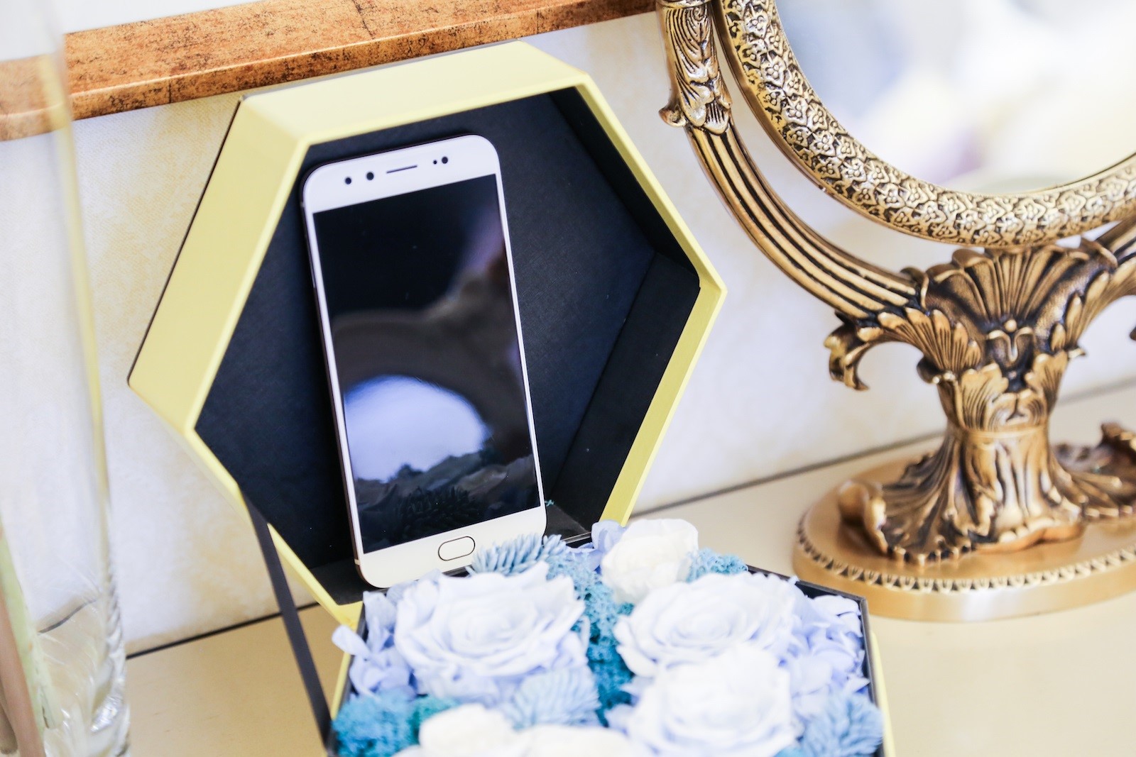 前置柔光双摄“怪兽级”--vivoX9上手体验