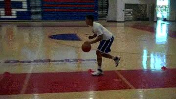 左手运球差怎么办,左手运球为什么这么难练