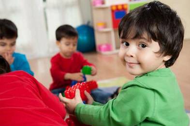 幼儿园宝宝不参与活动怎么办,幼儿园的活动一定让孩子多参与