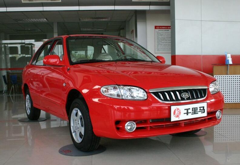 这车叫千里马!很多城市都用它做的士!可惜停产了