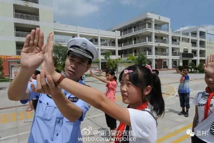 小学生各种手势代表意思,最近小学生流行的手势