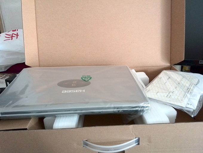 这台神舟本只需一部小米5s的价钱，2G独显可以玩英雄联盟