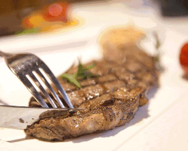 What?余姚嘉悦广场这家神店,来给您免费送奶茶啦?!