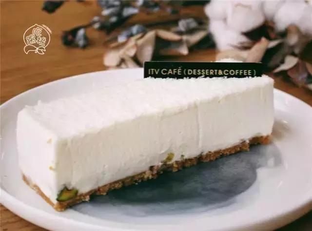 圣诞搞事啊!这杯咖啡竟好喝得我连杯子都吃掉了!