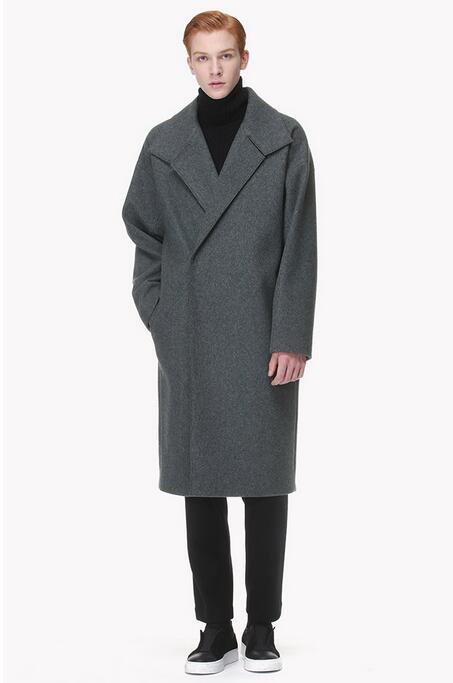 冬日穿搭女高端感大衣,丝贵纯都冬日烟花大衣