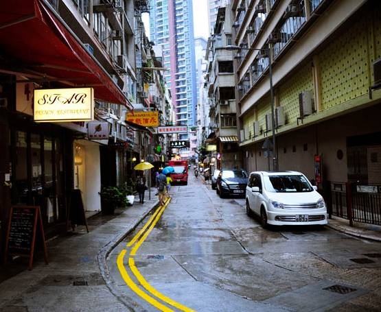 香港这家传统小吃牛肉汤店,明星经常光顾的香港牛腩店