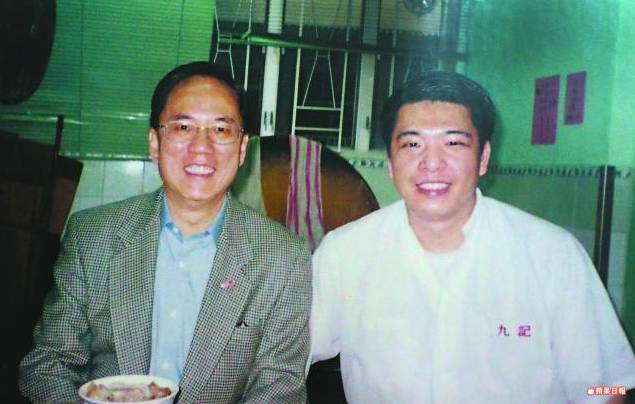 香港这家传统小吃牛肉汤店,明星经常光顾的香港牛腩店