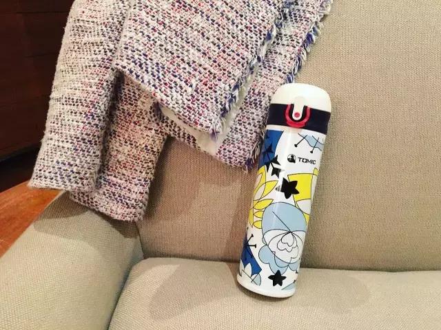 喝热水买什么保温杯,给中年女生买保温杯最好