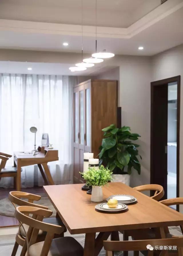 大连福荣园复式,大连福佳新城两室一厅装修风格