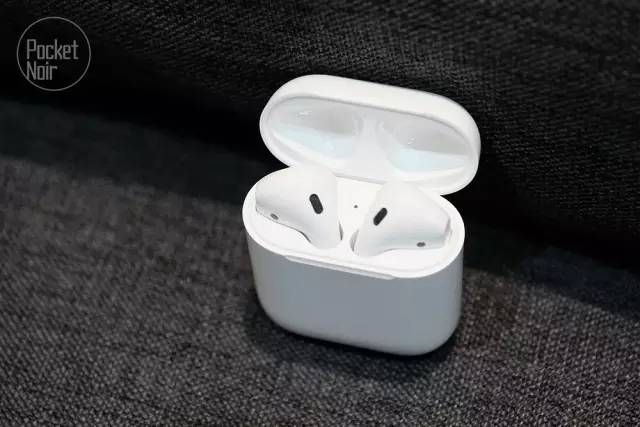 AirPods:头都快甩掉了,还是甩不掉它