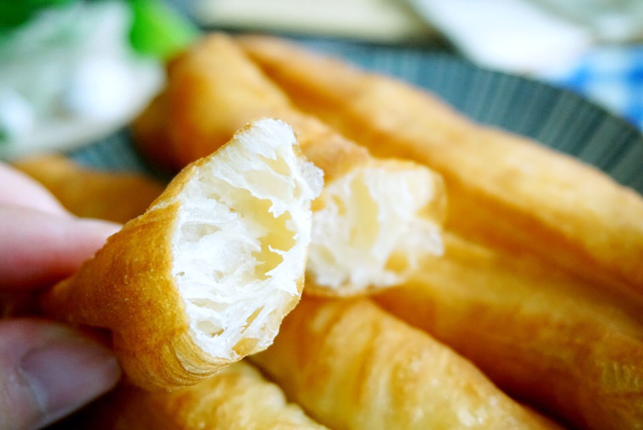 自己做的油条太硬了还可以怎么吃,自己做的油条结实