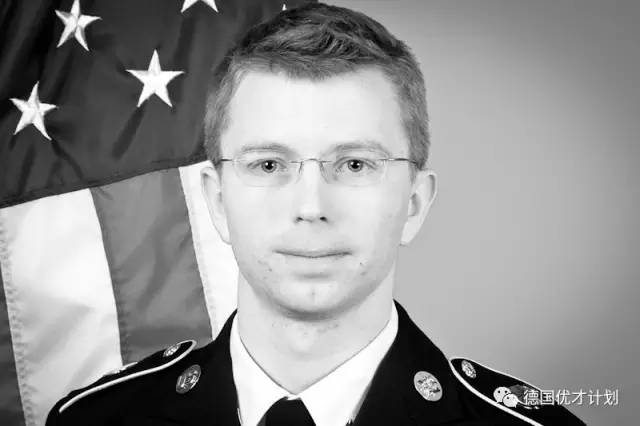 她是世界最牛变性人，*诺斯**登的前辈，奥巴马最后一刻为她发特赦令