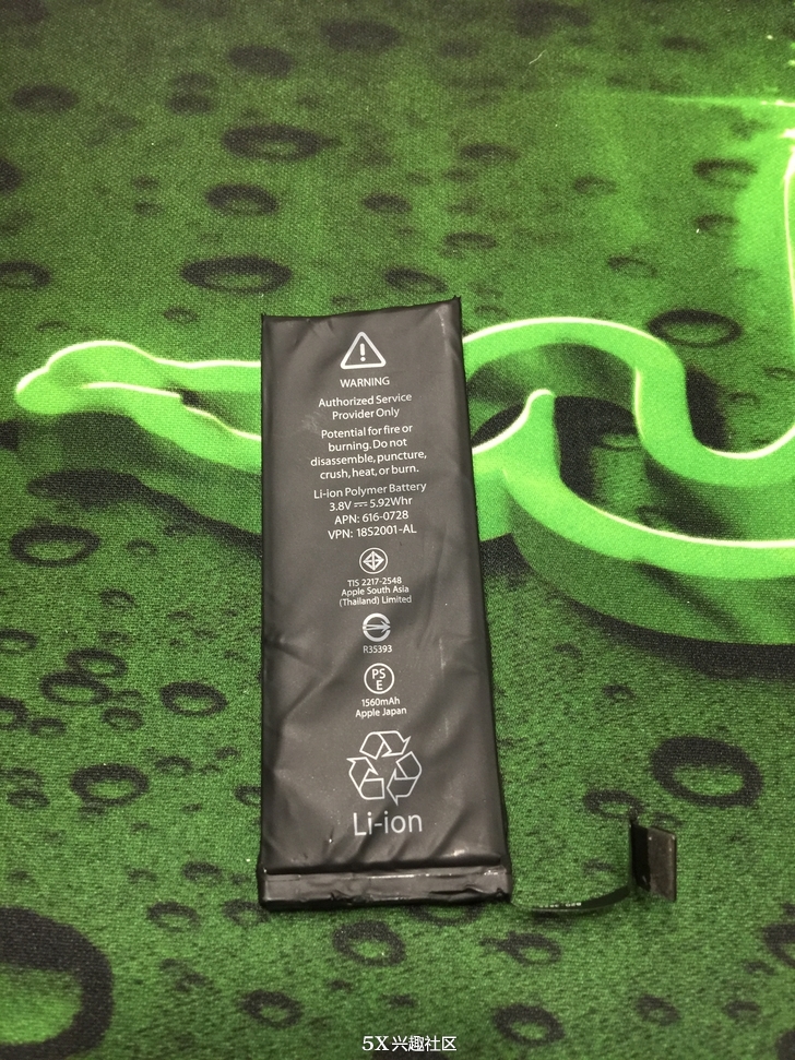 怎样给苹果5s换屏,苹果5s换电池详细教程