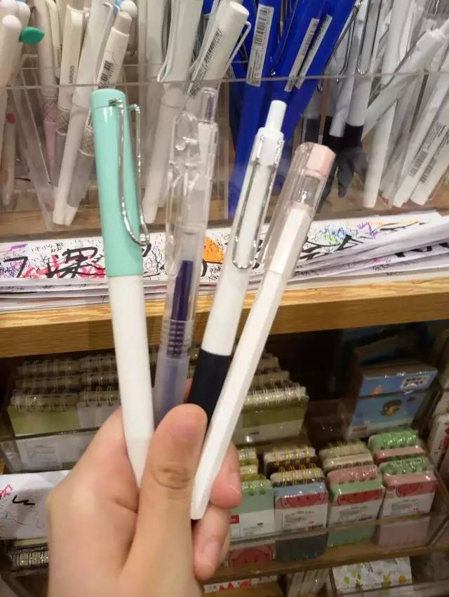 名创优品山寨的哪个牌子,十元店名创优品真实店面图片