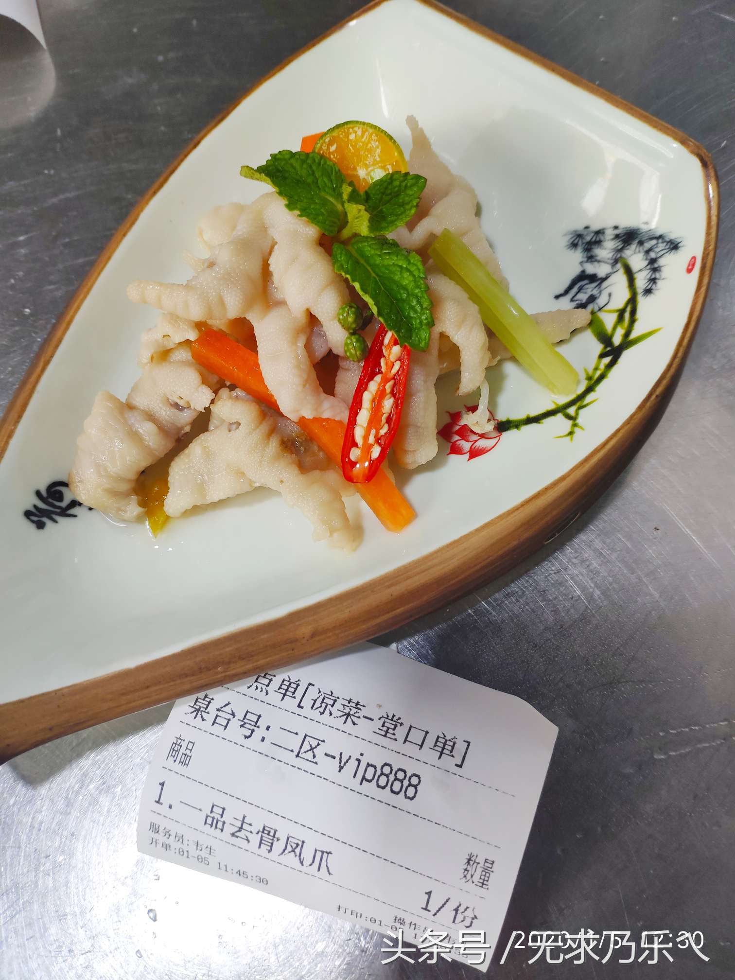 四川正宗泡椒凤爪做法教学,3斤泡椒凤爪配方