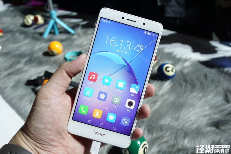 华为手机成信号榜霸主,你手上的机机上榜了吗?