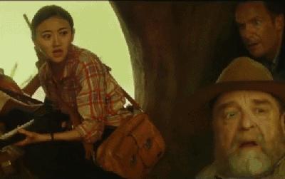 景甜素颜圈粉,景甜气场十足淡妆也很自信