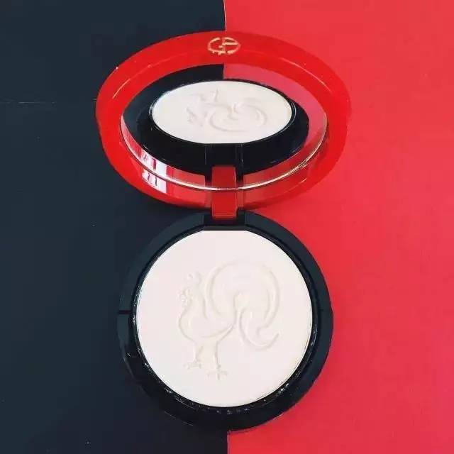 闪瞎眼+尴尬症？！2017年拜托大牌们放过这只*吧鸡**！