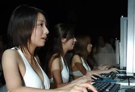 明星志愿3｜这个可是曾经的奇迹暖暖