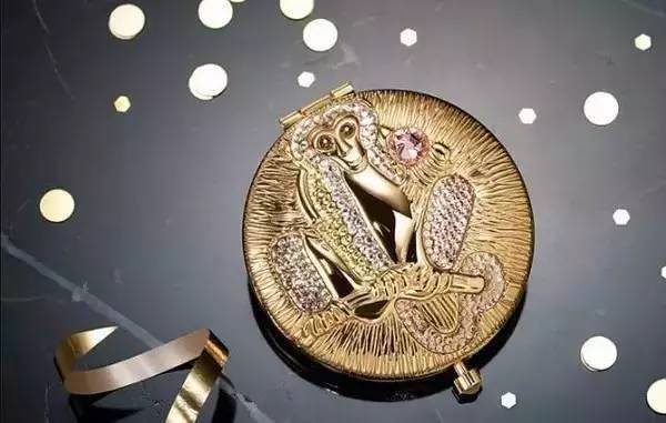 闪瞎眼+尴尬症？！2017年拜托大牌们放过这只*吧鸡**！