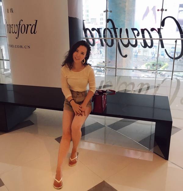 不会管理时间?她每天工作超过12小时,却