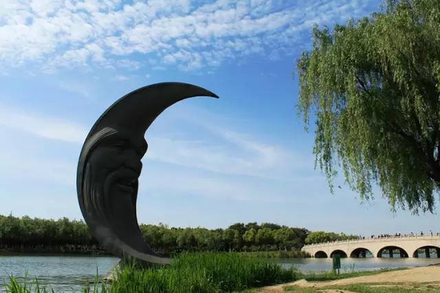 100块钱在干什么,100块钱能干点儿什么