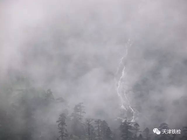 鍜岃皭鑷劧鎽勫奖浣滃搧娆h祻,鍜岃皭鑷劧鎽勫奖浣滃搧