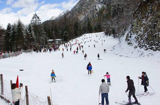 自由行去哪个滑雪场方便,松花湖滑雪一日游最佳攻略