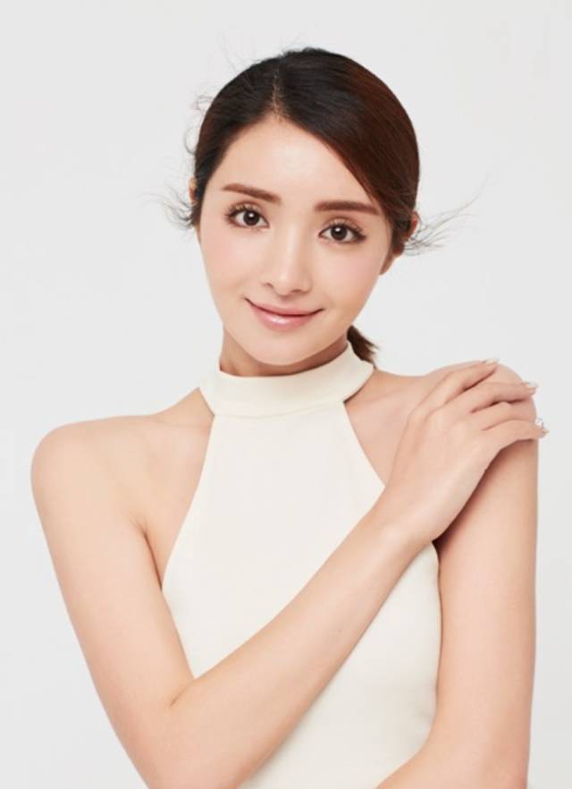 你以为的一见钟情,你以为的一见钟情其实是蓄谋已久