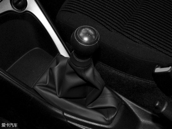 拒绝驾乘老年代步车出行,拒绝老年代步车的人