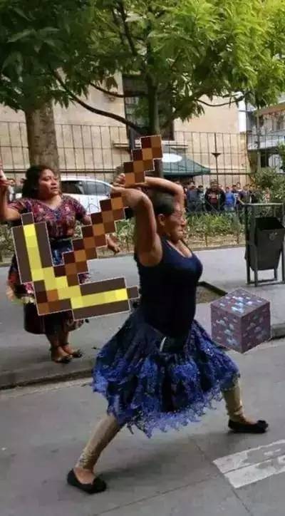 战斗民族大妈玩ak47,战斗民族的大妈有多强悍