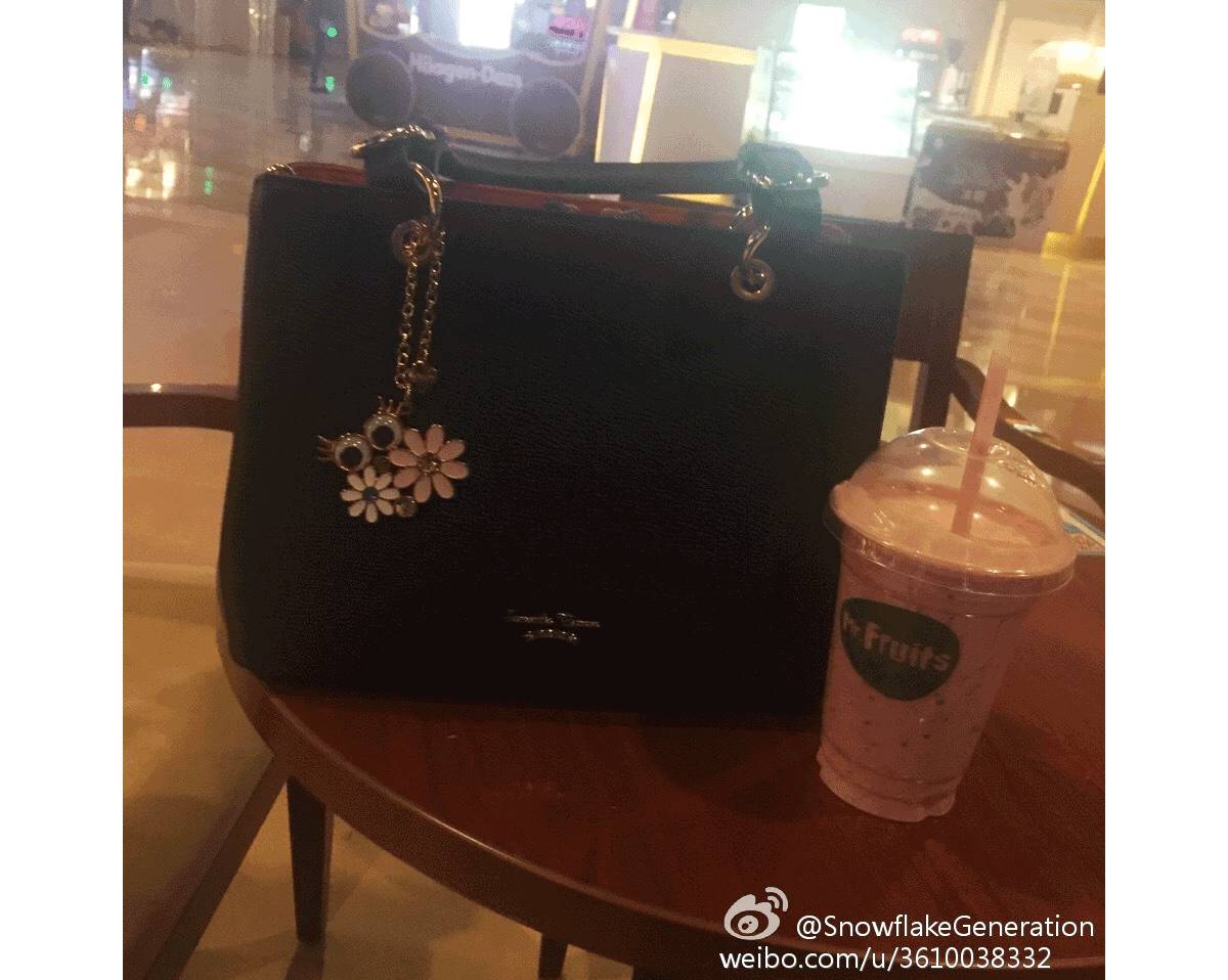 粉丝寄的礼物最后一件太惊喜了,粉丝寄来最想要的礼物