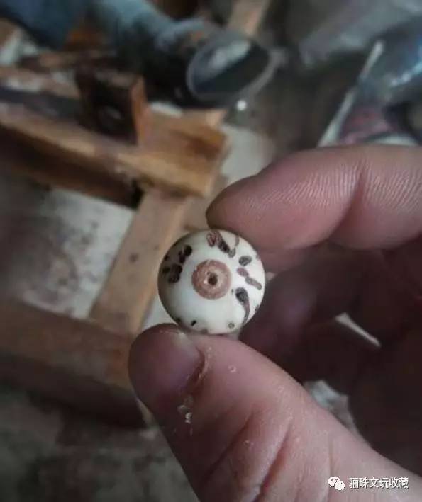 没有车床怎么做佛珠,古代没有机器怎么打磨玉石珠子