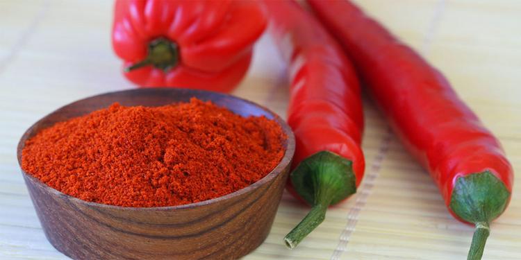 眼睛感觉像被辣椒辣了一样,辣椒弄到眼睛上很辣怎么办