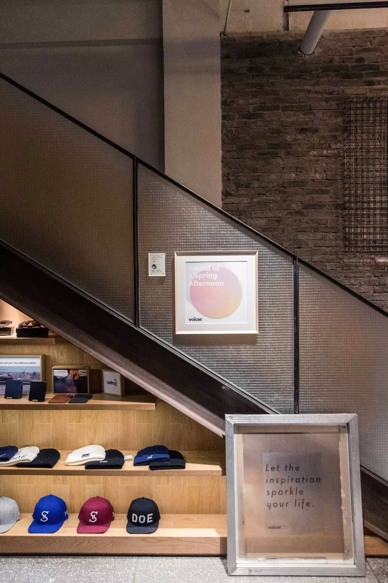 图集|我们带着这些“黑胶唱片”和几百个好看的人,一起入侵了DOE