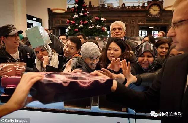 英国2009恐怖电影,英国奥运会开幕式恐怖片段