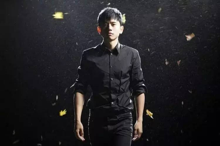 张杰歌手巅峰之作,张杰一个人的歌