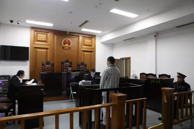 消毒液给泡椒凤爪消毒?贩卖淘汰猪?给他人打昂贵“瘦脸针”?这些人昨天都被判刑了!