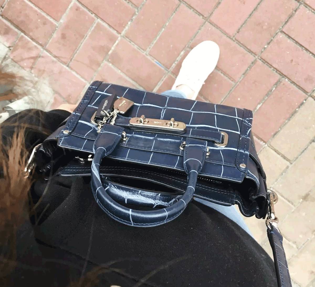 粉丝寄的礼物最后一件太惊喜了,粉丝寄来最想要的礼物