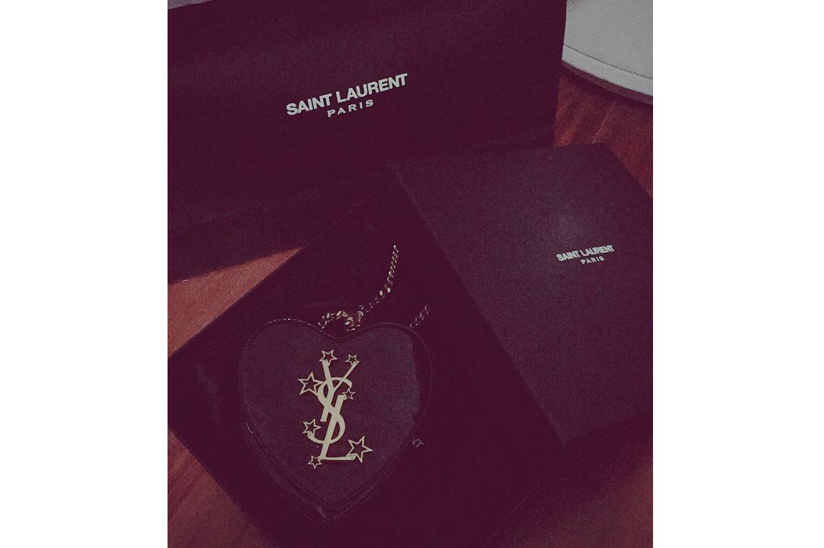 粉丝寄的礼物最后一件太惊喜了,粉丝寄来最想要的礼物