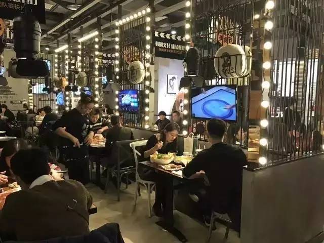 「新店」厉害了我的锅！「火锅界的时尚标杆」韩国潮流美食二人锅首尔星派火锅1折空降和平大悦城！