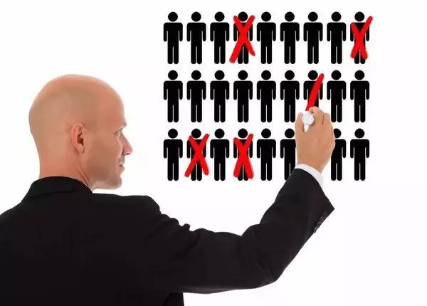 新加坡裁员政策 (新加坡今年裁员多少)