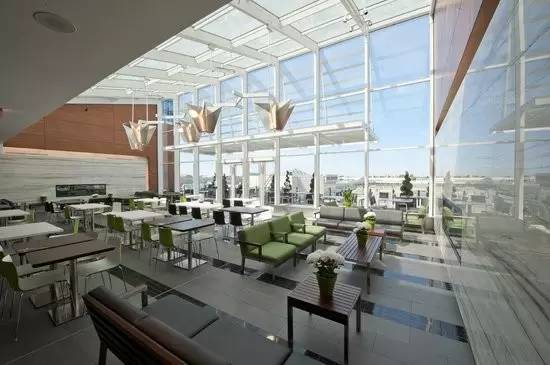 这几个国家太诱惑,直飞、免签、路边就能吃到米其林、国家公园免费一整年,是时候策划一场明年的旅行了!