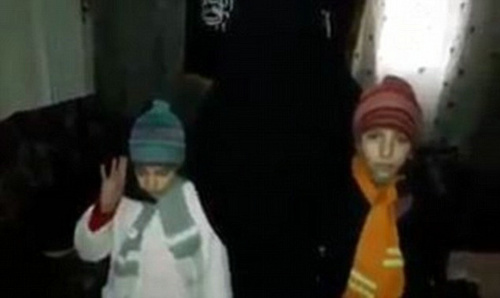 丧心病狂!恐怖分子吻别7岁女儿送其当“人肉*弹炸**”
