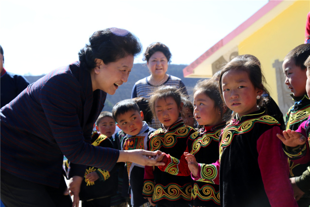 瞧,教育导报记者镜头下的2016!